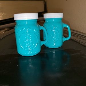 Mason Jar salt & pepper shakers